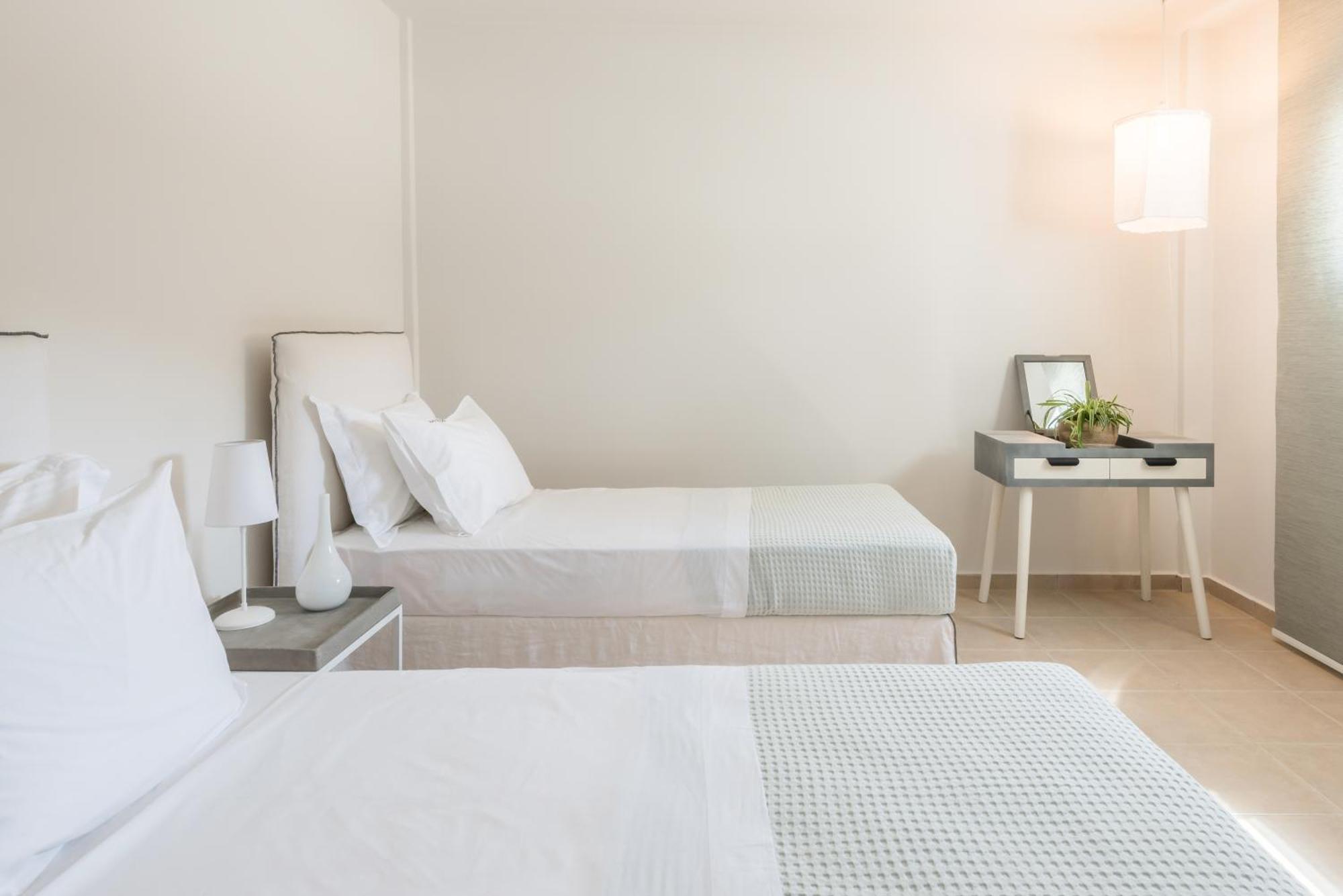 Eneos Kythnos Beach Villas-Elegant And Comfort Villas الغرفة الصورة